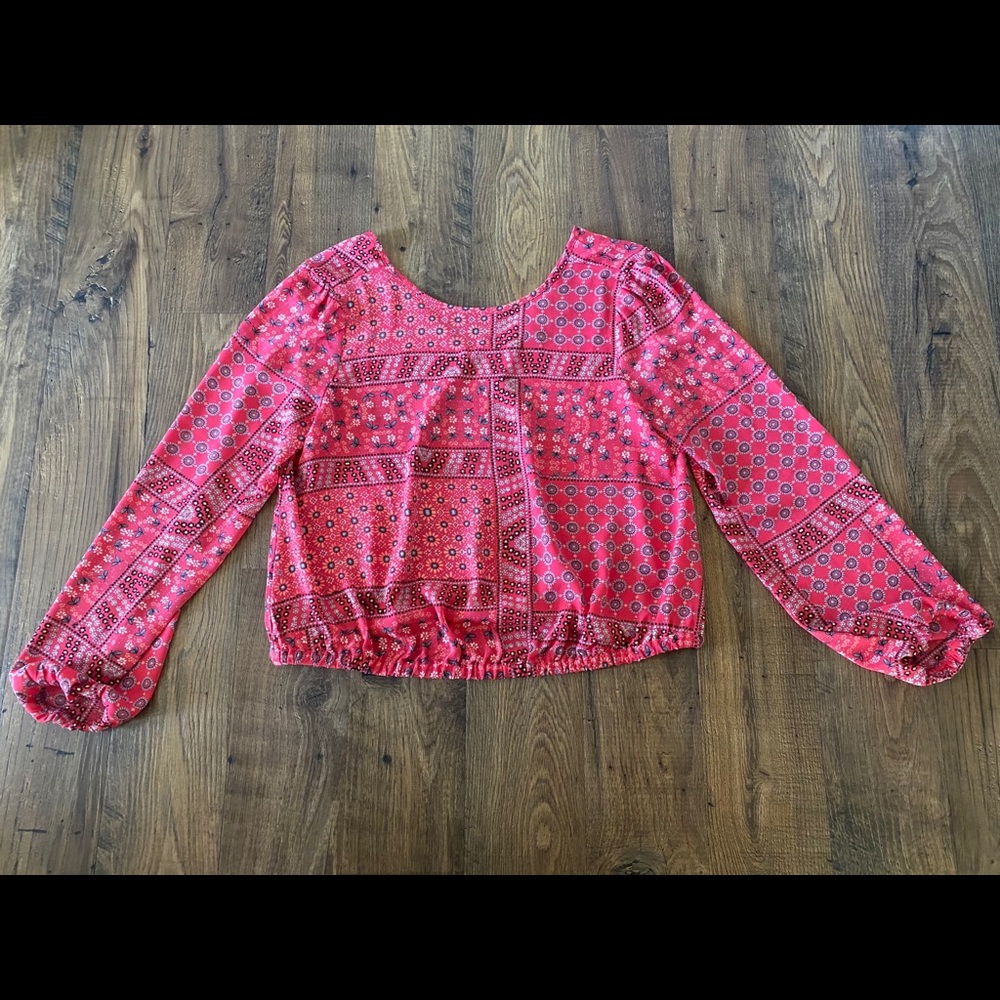 Floral pink long sleeve cropped top